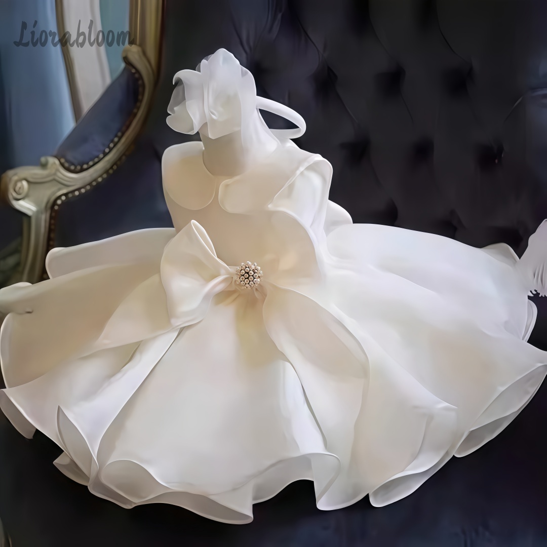 Women Formal Party Wear Dress - فستان أبيض مزين باللؤلؤ للفتيات الصغيرات