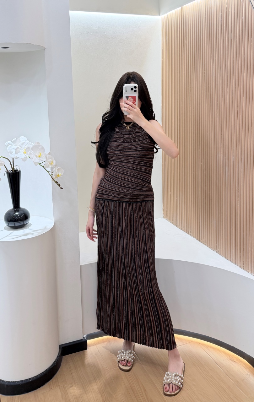 مخطط الترتر 2 قطعة المرأة ثوب  - مراجعة Formal Attire Woman وسعره